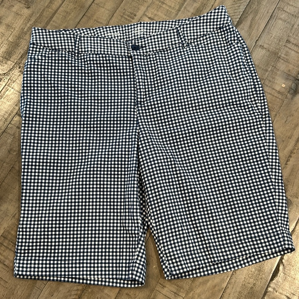 St John’s Bay Bermuda Shorts Gingham Pattern Blue & White Size 18W Excellent